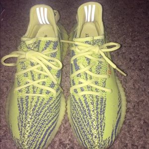 Adidas Yeezy boost 350 v2 Semi Frozen Yellow